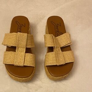 Zodiac Women's Cream Espadrille Sandals